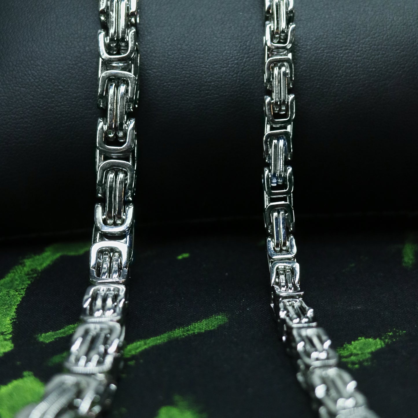 Steel Core || Box Chain Necklace