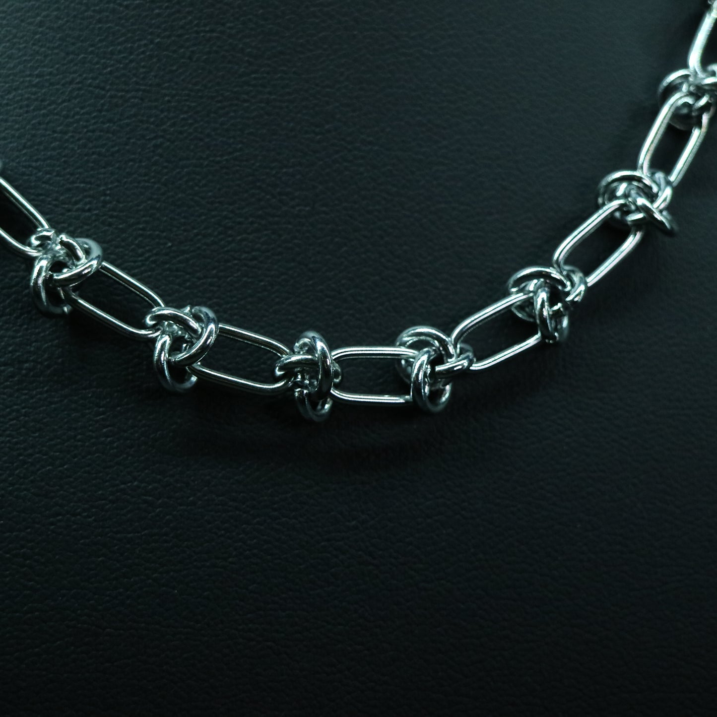 Barbed Link || Steel Edge Chain