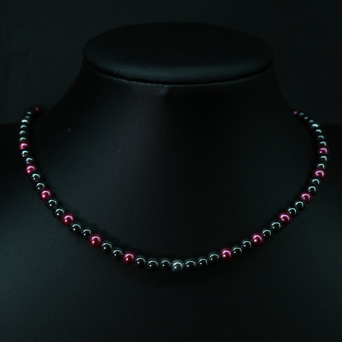 HEMATITE || Pearl Accent Bead Necklace