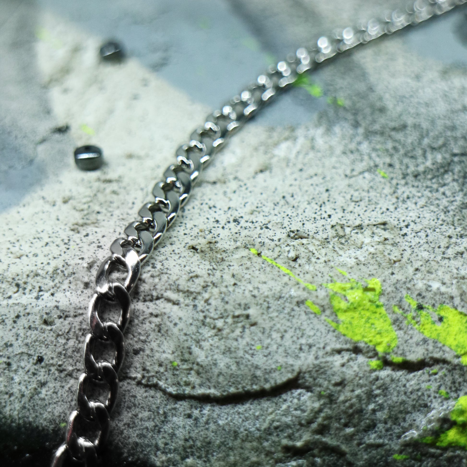 Close up of the stainless steel cuban chain of the Urban half chain half bead necklace handcrafted in Thessaloniki