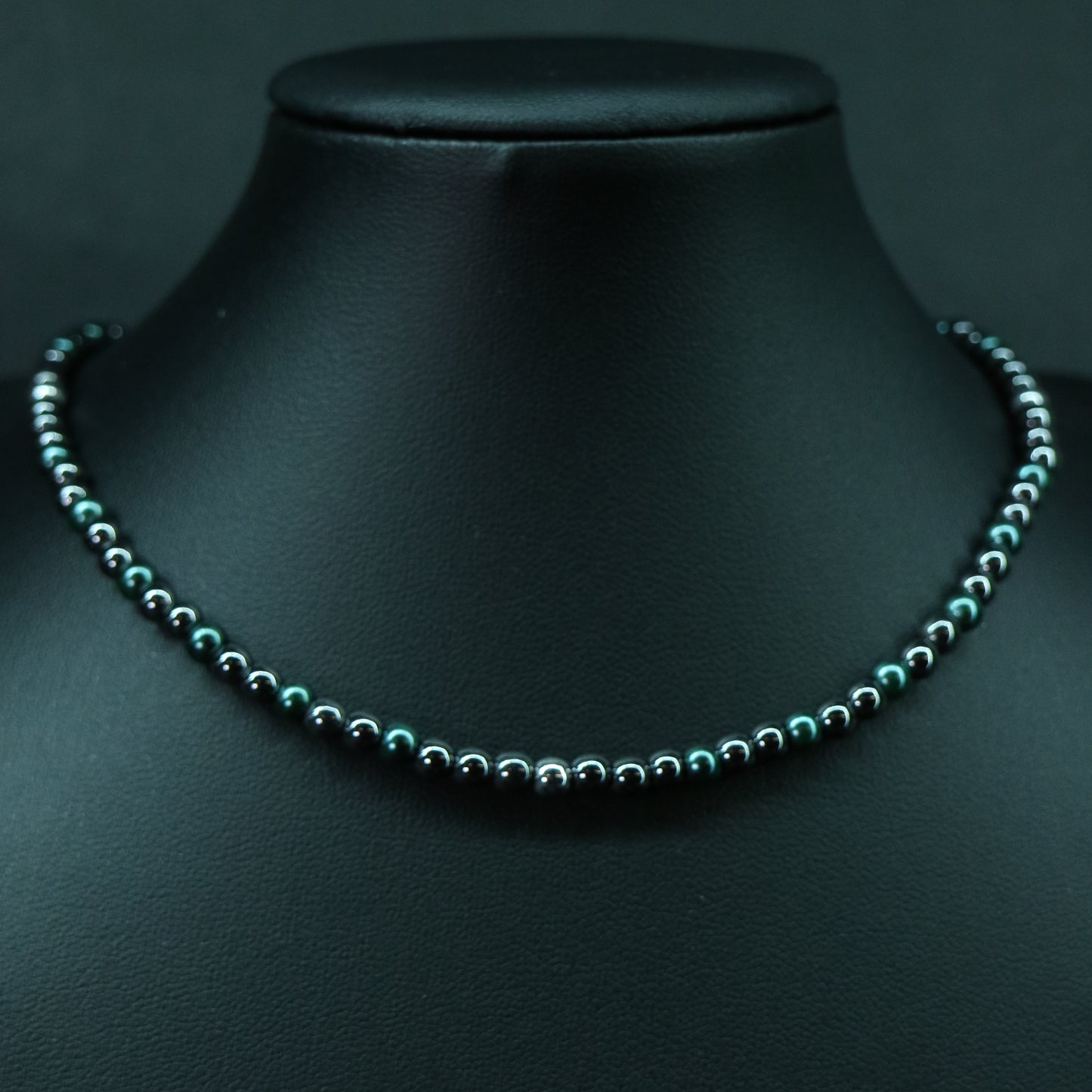 HEMATITE || Pearl Accent Bead Necklace