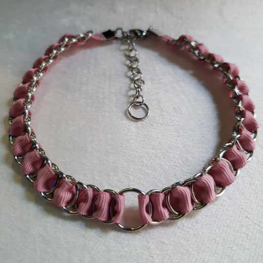 Dusty pink chainmail ribbon choker, stainless steel